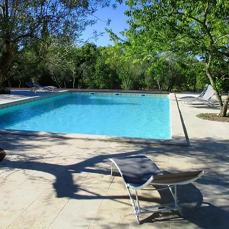 Le Mas Des Lilas Uzes Exterior photo