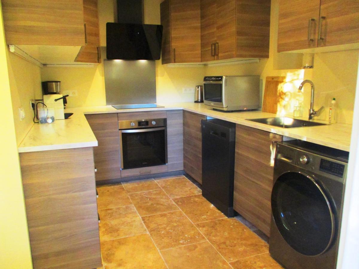 Des Lilas Apartment *