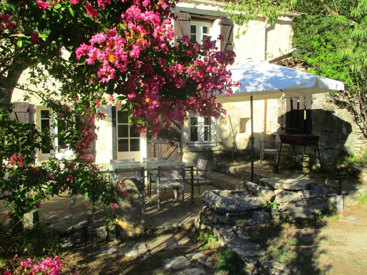 Des Lilas Uzes