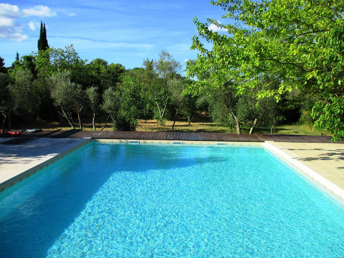 Des Lilas Apartment
