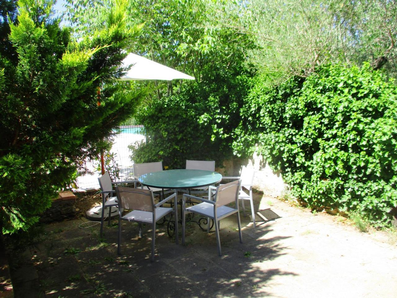 Des Lilas * Uzes